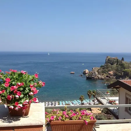 202 Luxury Pool Isola Bella