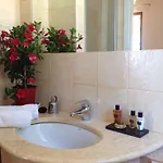 Дом отдыха 202 Luxury Pool Isola Bella
