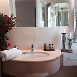 202 Luxury Pool Isola Bella Дом отдыха Таормина